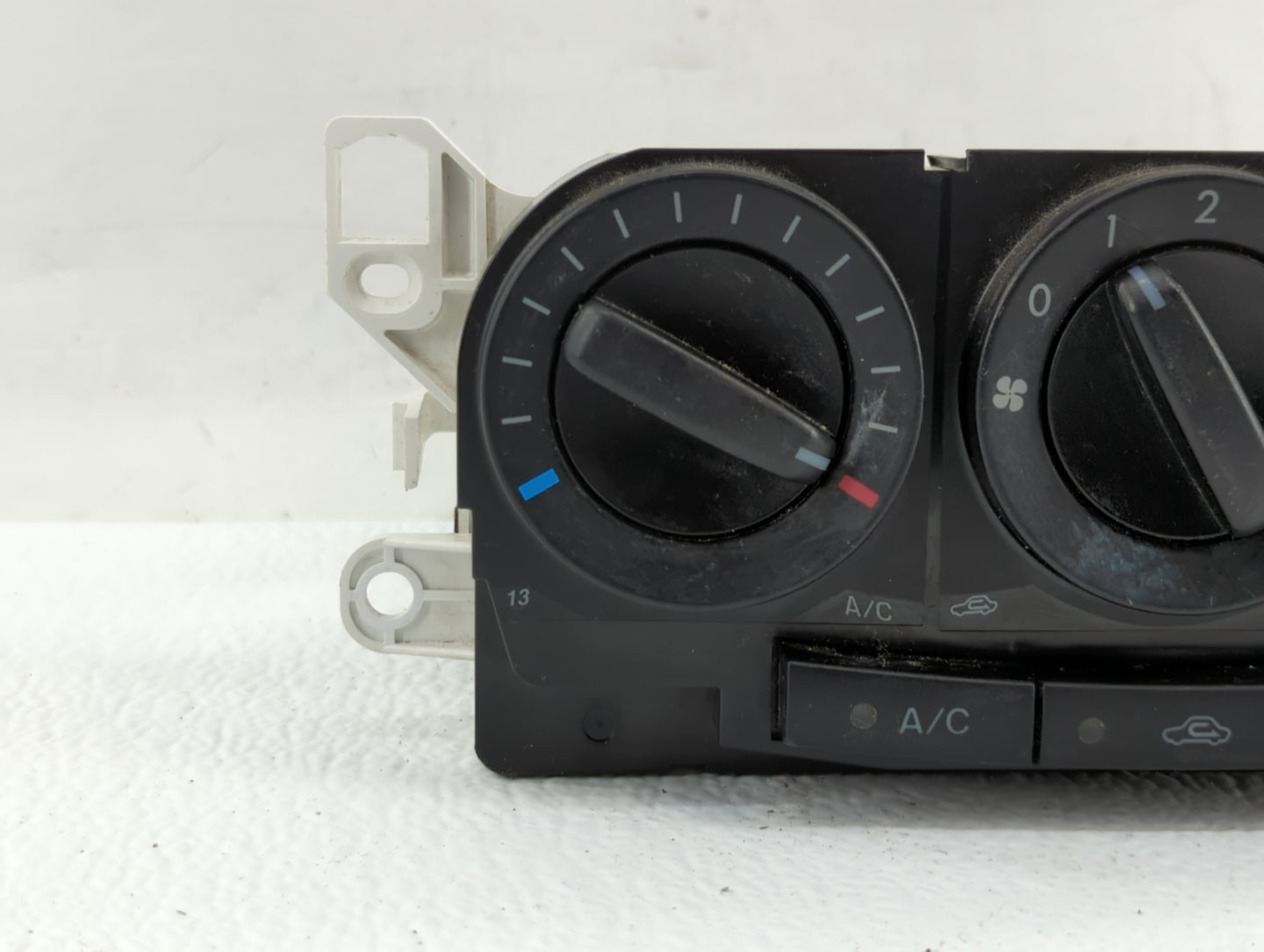 2007-2009 Mazda Cx-7 Climate Control Module Temperature AC/Heater Replacement P/N:BEG21 K1900EG22 Fits Fits 2007 2008 2009 O