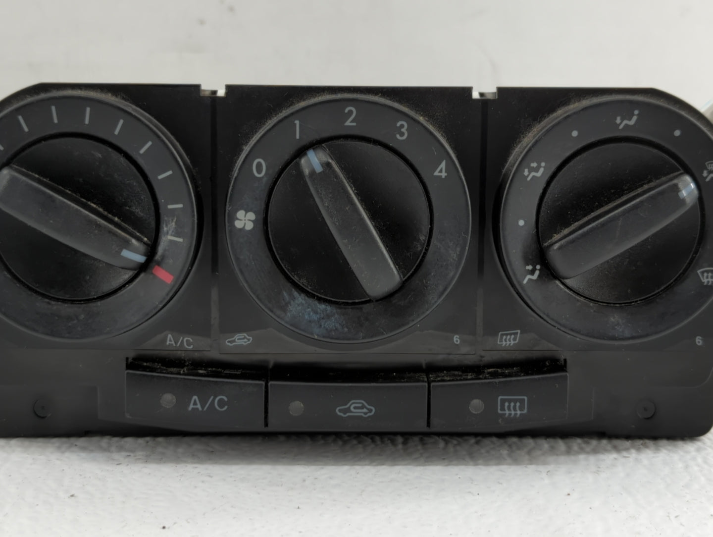 2007-2009 Mazda Cx-7 Climate Control Module Temperature AC/Heater Replacement P/N:BEG21 K1900EG22 Fits Fits 2007 2008 2009 O
