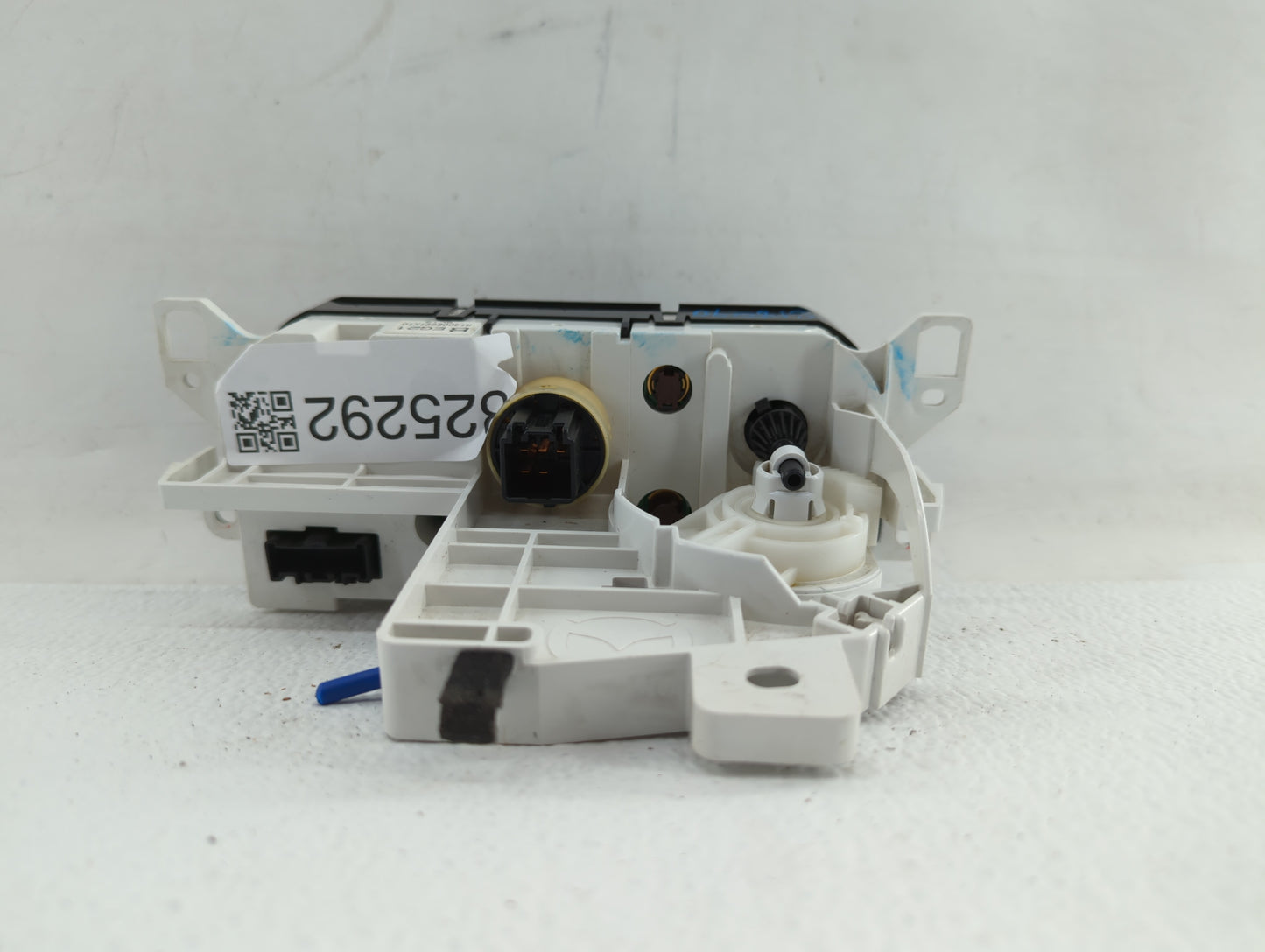2007-2009 Mazda Cx-7 Climate Control Module Temperature AC/Heater Replacement P/N:BEG21 K1900EG22 Fits Fits 2007 2008 2009 O
