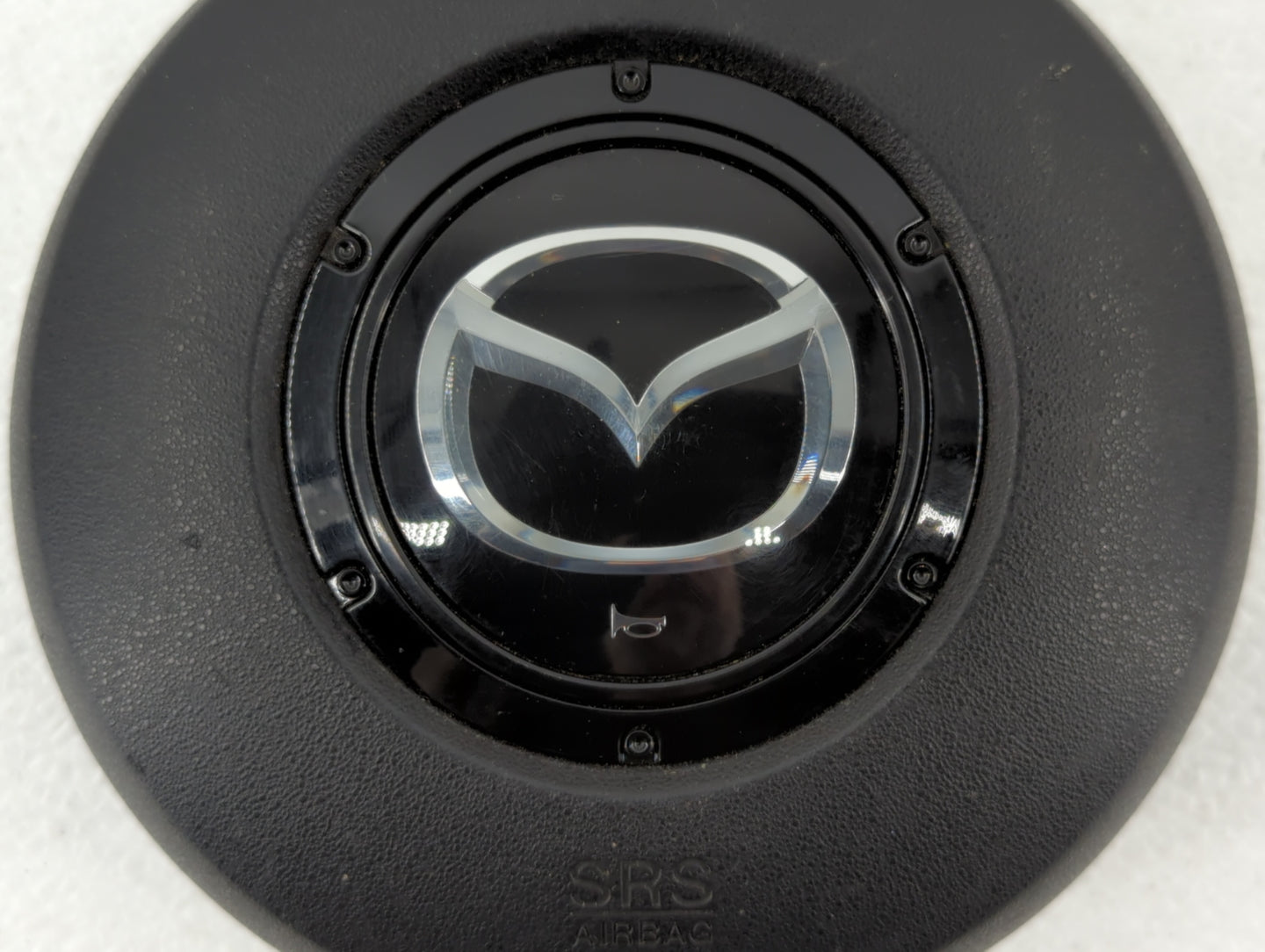 2007-2009 Mazda Cx-7 Air Bag Driver Left Steering Wheel Mounted P/N:EG21 57 K00 Fits Fits 2007 2008 2009 OEM Used Auto Parts