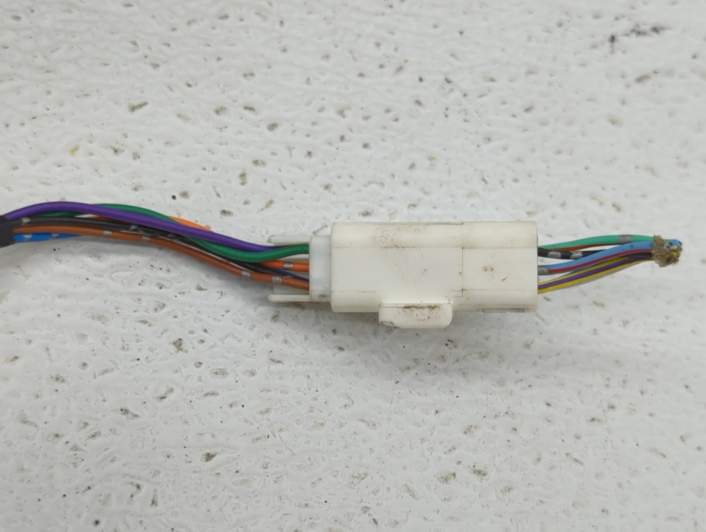 2009 Mazda Cx-7 Side Mirror Replacement Passenger Right View Door Mirror P/N:E4012285 E4012284 Fits OEM Used Auto Parts - Oe