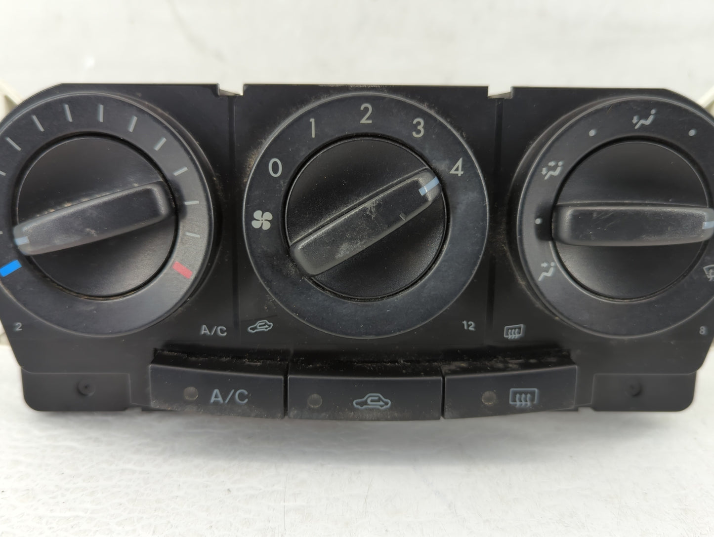 2007-2009 Mazda Cx-7 Climate Control Module Temperature AC/Heater Replacement P/N:M1900EG21K10 Fits Fits 2007 2008 2009 OEM 