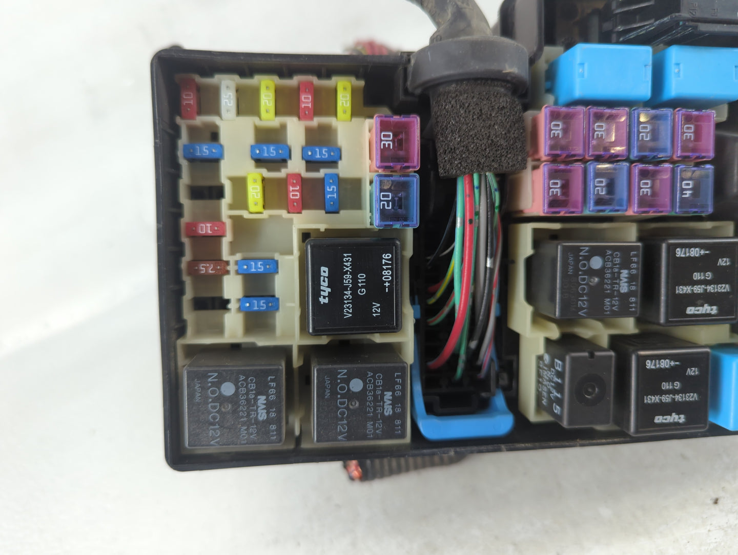 2007-2009 Mazda Cx-7 Fusebox Fuse Box Panel Relay Module P/N:EG23 66761 Fits Fits 2007 2008 2009 OEM Used Auto Parts - Oemus