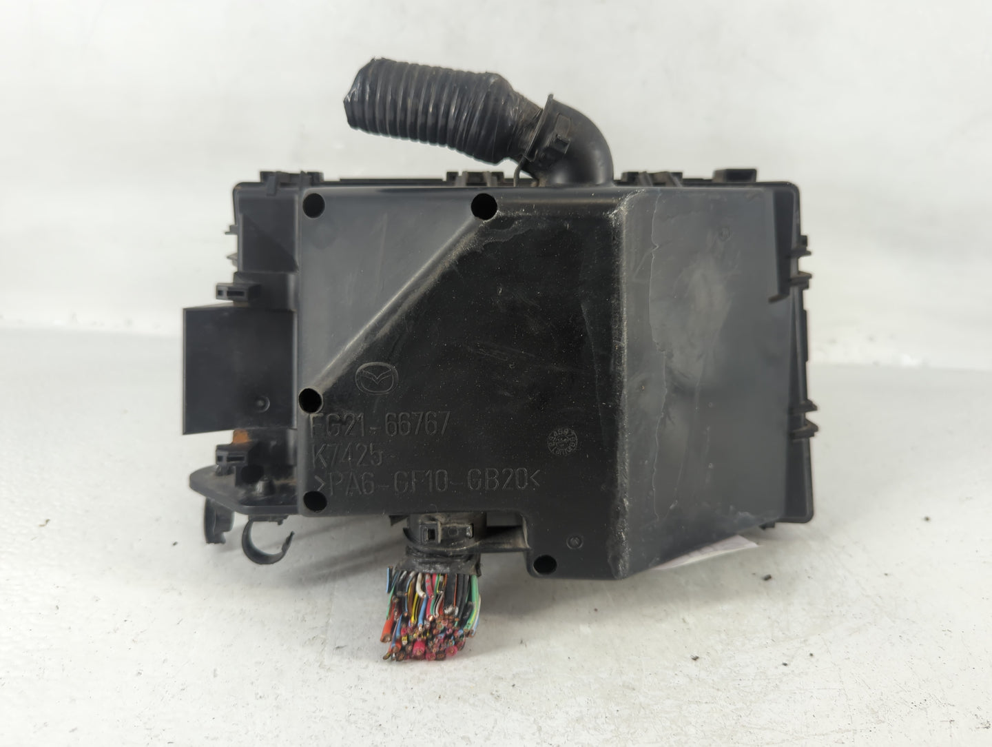 2007-2009 Mazda Cx-7 Fusebox Fuse Box Panel Relay Module P/N:EG23 66761 Fits Fits 2007 2008 2009 OEM Used Auto Parts - Oemus