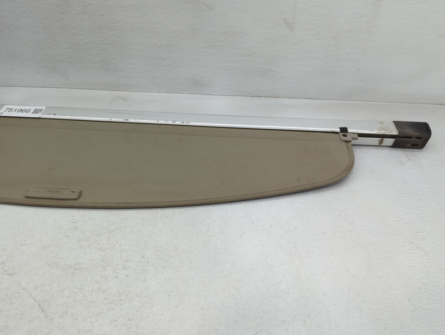 2009 Mazda Cx-7 Rear Cargo Cover Storage Retractable Shade - Oemusedautoparts1.com