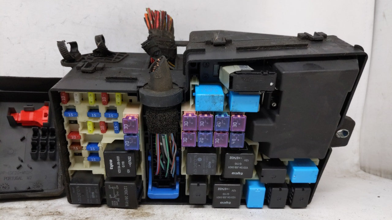 2007-2009 Mazda Cx-7 Fusebox Fuse Box Panel Relay Module Fits Fits 2007 2008 2009 OEM Used Auto Parts - Oemusedautoparts1.co