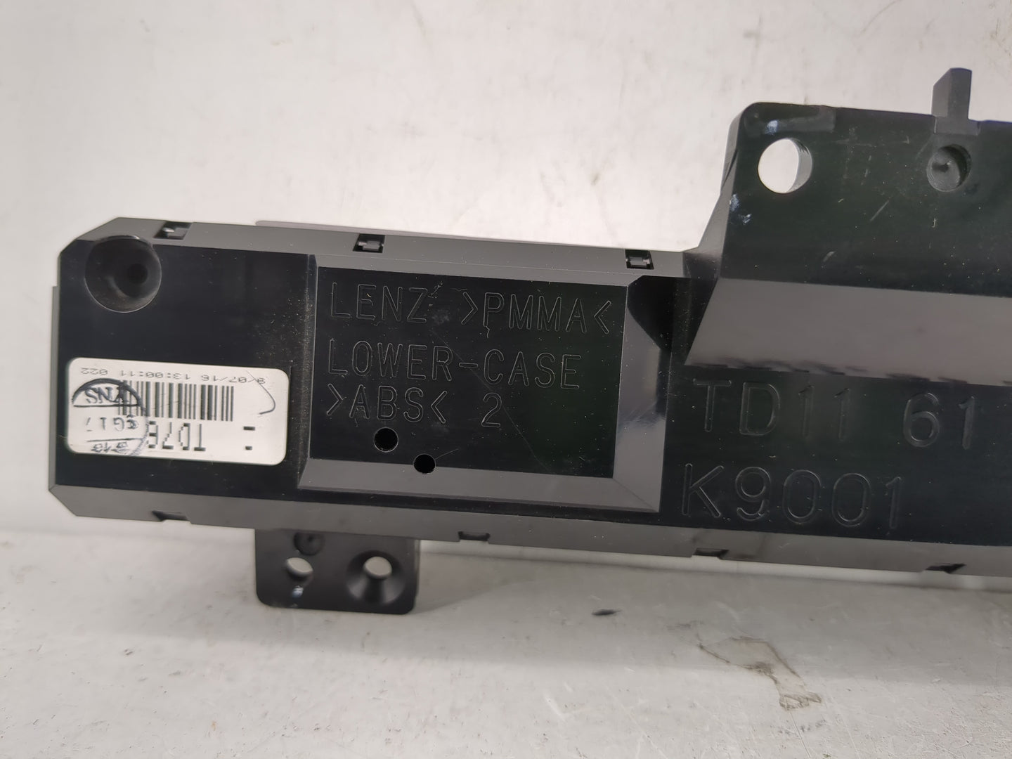 2009 Mazda Cx-9 Radio AM FM Cd Player Receiver Replacement P/N:TD11 61 1J0 Fits OEM Used Auto Parts - Oemusedautoparts1.com