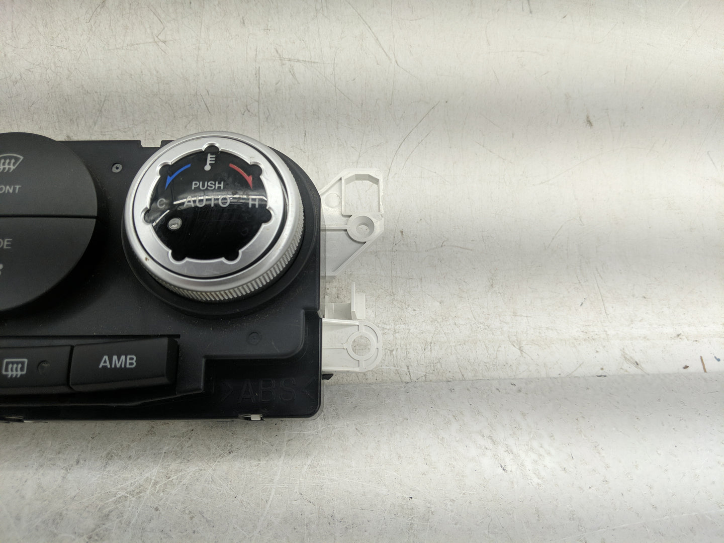 2009 Mazda Cx7 Climate Control Module Temperature AC/Heater Replacement P/N:K1900EG22 EG22 Fits Fits 2007 2008 OEM Used Auto