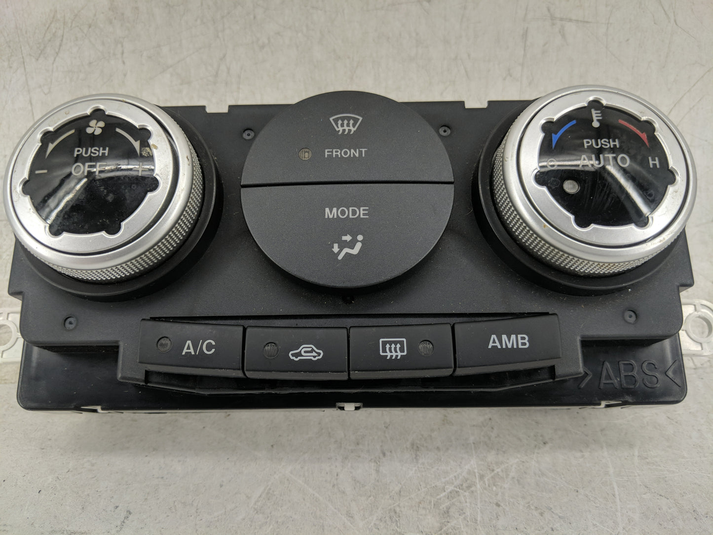 2009 Mazda Cx7 Climate Control Module Temperature AC/Heater Replacement P/N:K1900EG22 EG22 Fits Fits 2007 2008 OEM Used Auto