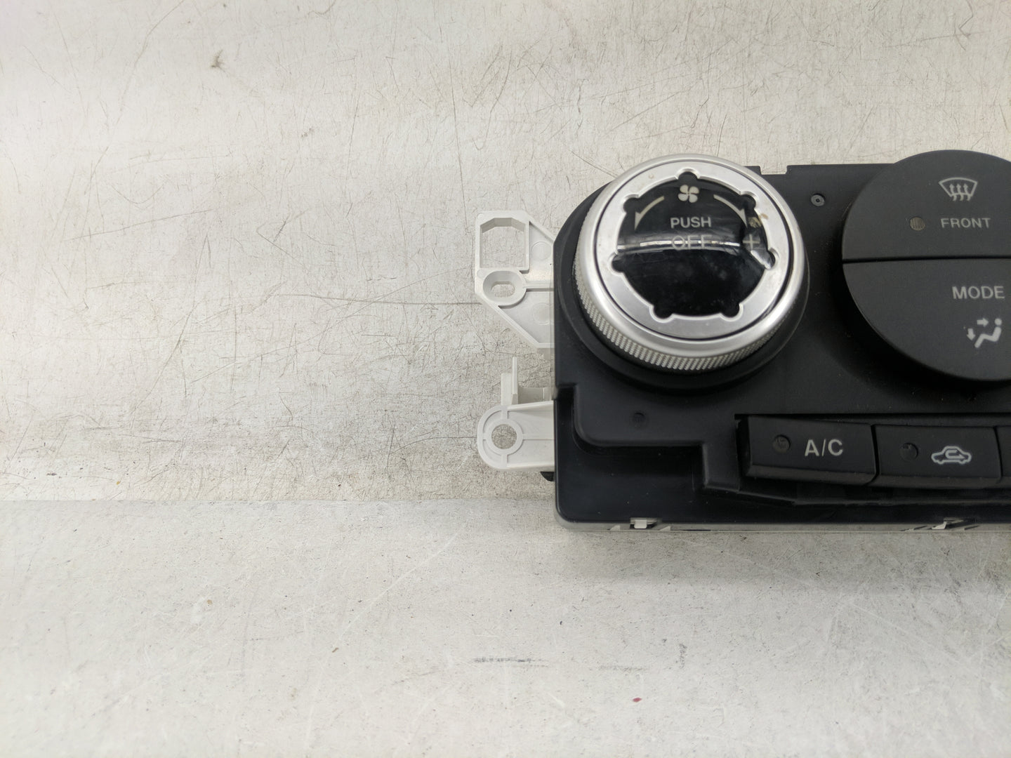 2009 Mazda Cx7 Climate Control Module Temperature AC/Heater Replacement P/N:K1900EG22 EG22 Fits Fits 2007 2008 OEM Used Auto