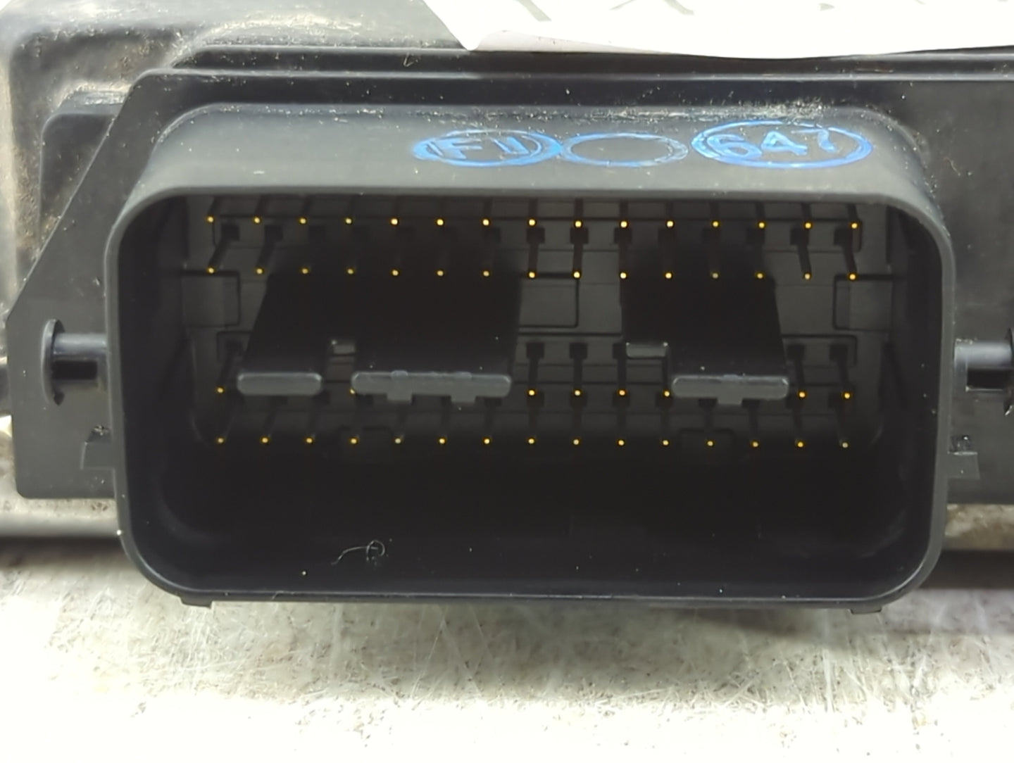 2009 Mazda Mazda3 PCM Engine Control Computer ECU ECM PCU OEM P/N:LFS918881G LFS9, 279700-6470 Fits OEM Used Auto Parts - Oe
