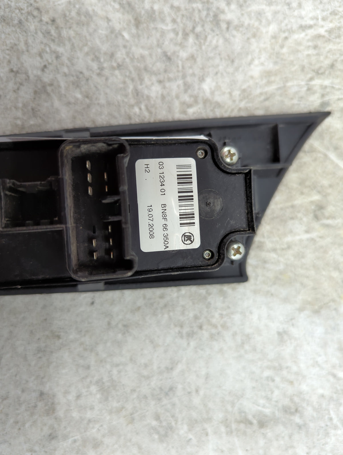 2009 Mazda Mazda3 Master Power Window Switch Replacement Driver Side Left P/N:BN8F 66 350A Fits OEM Used Auto Parts - Oemuse