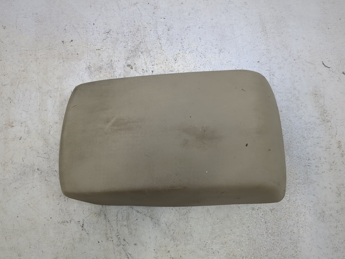 2009 Mazda Mazda3 Center Console Armrest Cover Lid Fits OEM Used Auto Parts - Oemusedautoparts1.com