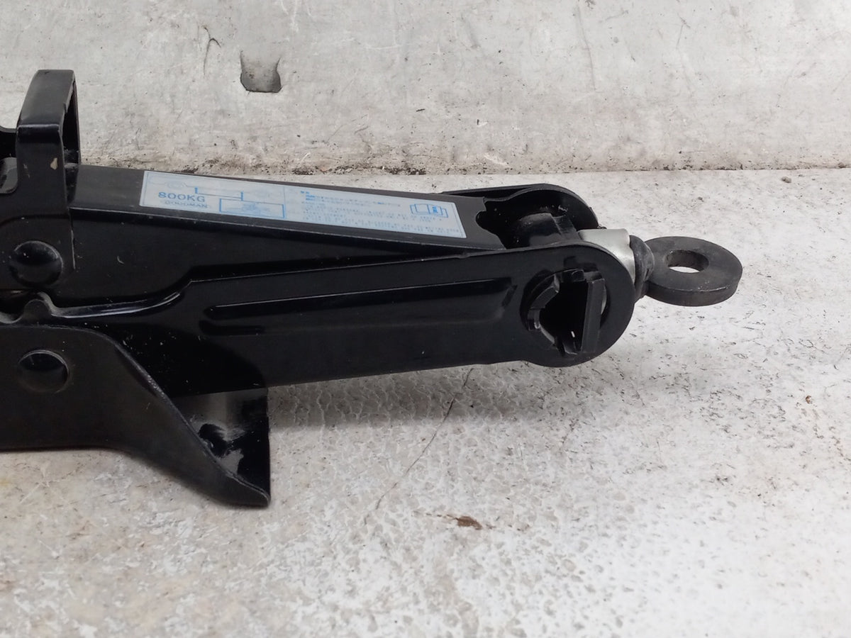 2009 Mazda Mazda3 Spare Scissor Car Jack Black - Oemusedautoparts1.com