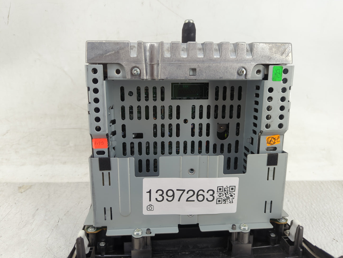 2009 Mazda Mazda5 Radio AM FM Cd Player Receiver Replacement P/N:14797346 CD8466AR0, KA300 Fits Fits 2008 2010 OEM Used Auto