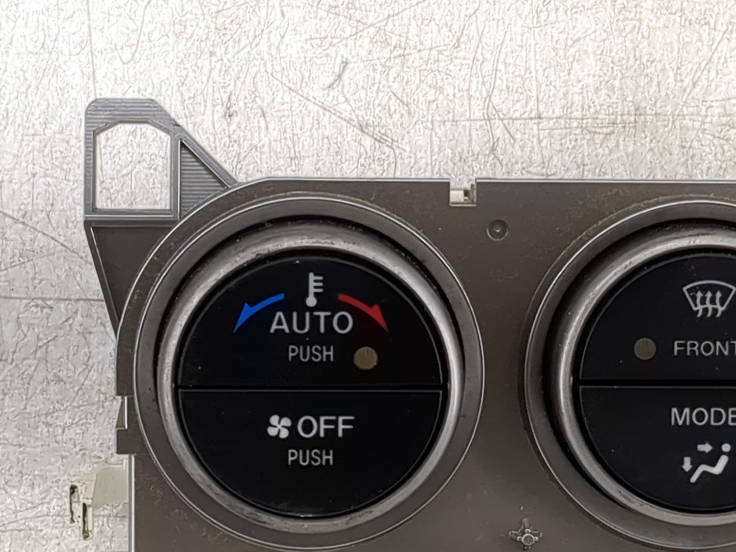 2009 Mazda Mazda5 Climate Control Module Temperature AC/Heater Replacement P/N:K1900CE49 K1900CE49B04 Fits Fits 2008 2010 OE