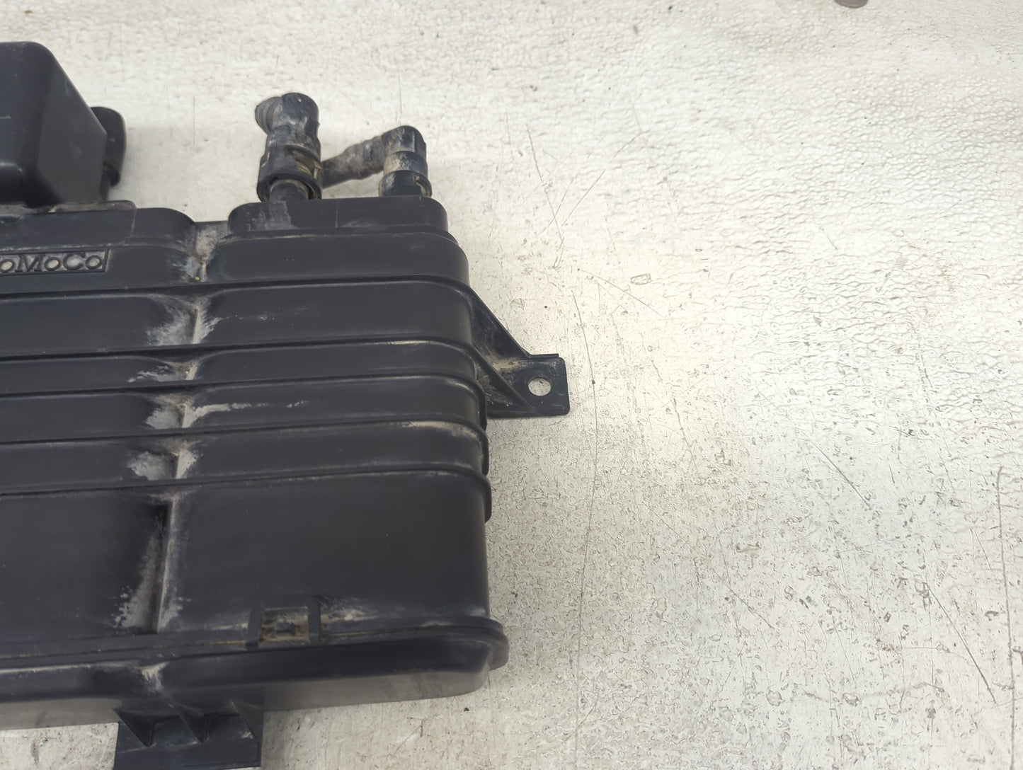 2009 Mazda Mazda6 Fuel Vapor Charcoal Canister - Oemusedautoparts1.com