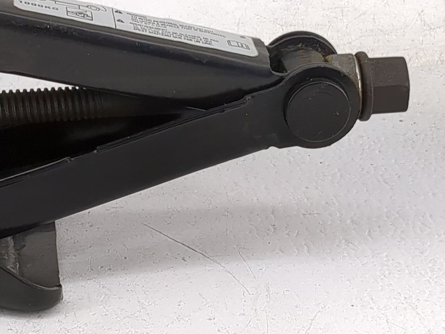 2009 Mazda Mazda6 Spare Scissor Car Jack - Oemusedautoparts1.com