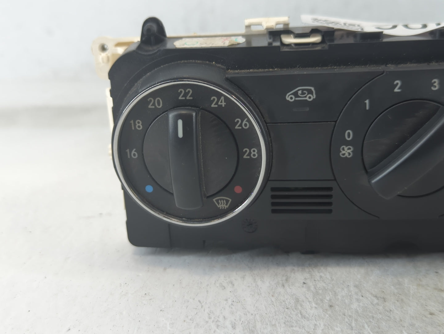 2007-2011 Mercedes-Benz B200 Climate Control Module Temperature AC/Heater Replacement P/N:A169 830 19 85 Fits OEM Used Auto 