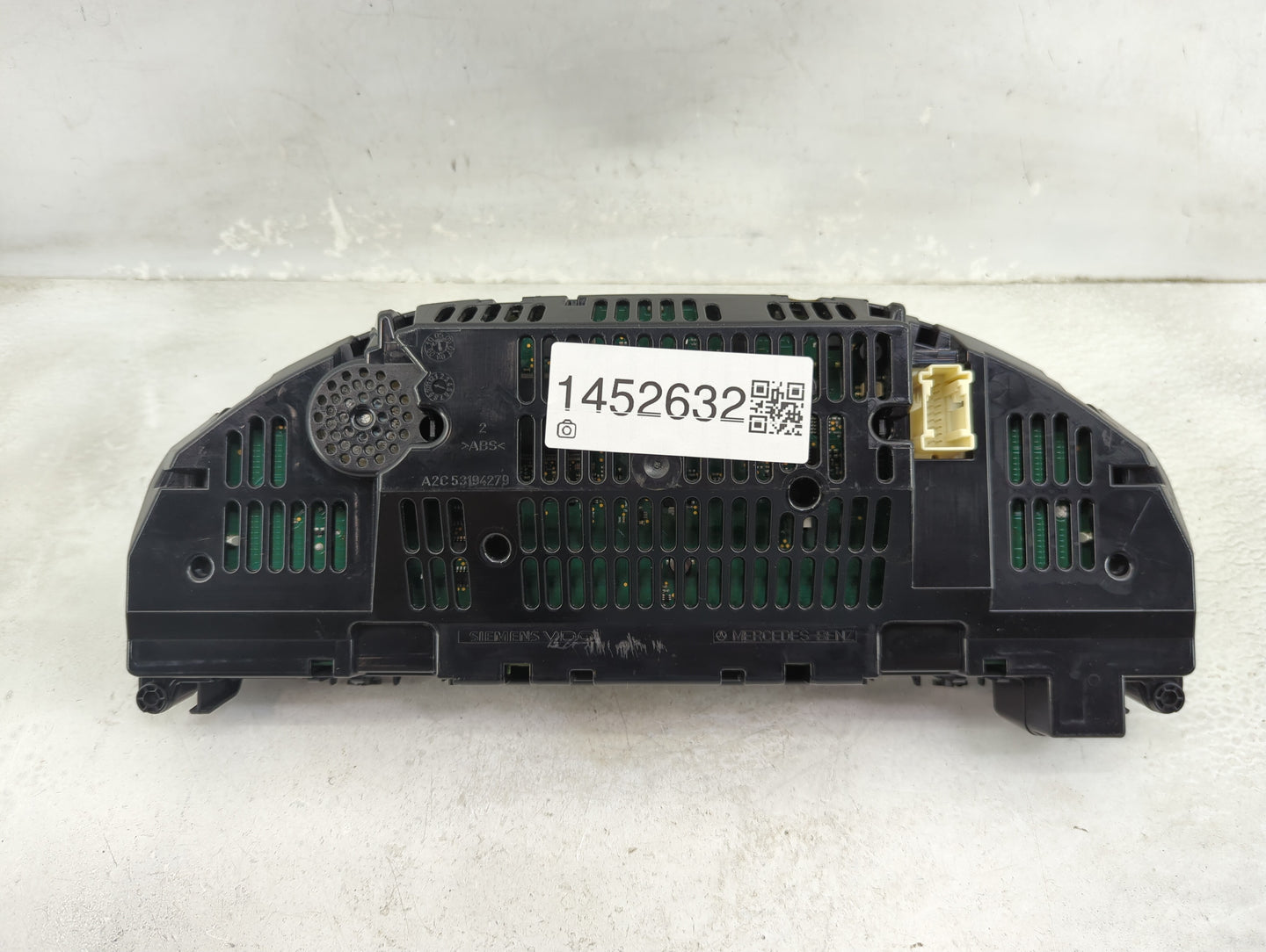 2009 Mercedes-Benz C-Class Instrument Cluster Speedometer Gauges P/N:A2049003800 A2045406911, A2049022600 Miles:98K Fits OEM