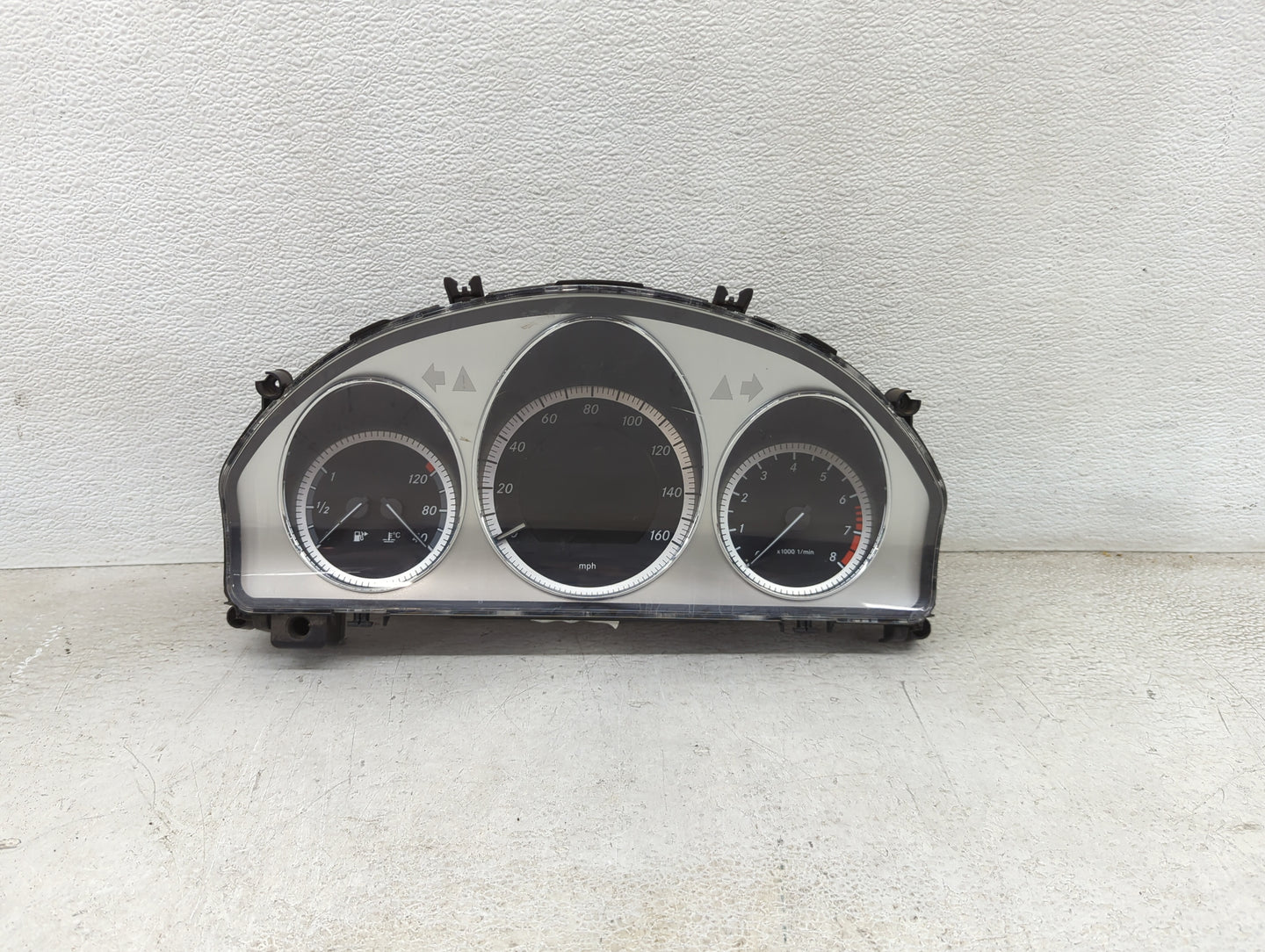 2009 Mercedes-Benz C-Class Instrument Cluster Speedometer Gauges P/N:A2045409648 A2044423621, A2044423821 Miles:156K Fits OE