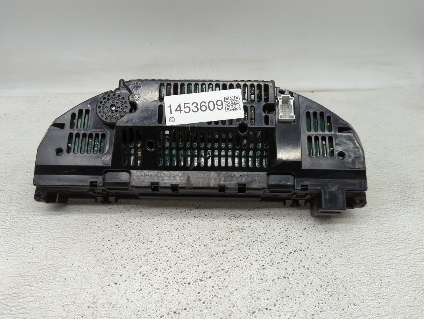 2009 Mercedes-Benz C-Class Instrument Cluster Speedometer Gauges P/N:A2049003700 A2C53347520, A2045406811, A2049022600 Fits 