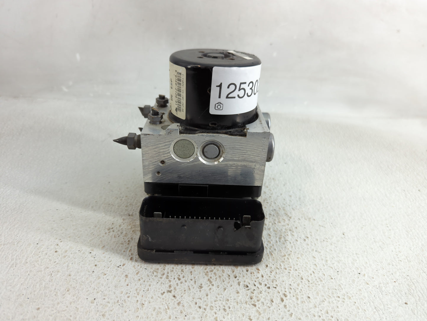 2009-2010 Mercedes-Benz C300 ABS Pump Control Module Replacement P/N:A 204 431 37 12 Fits Fits 2009 2010 OEM Used Auto Parts