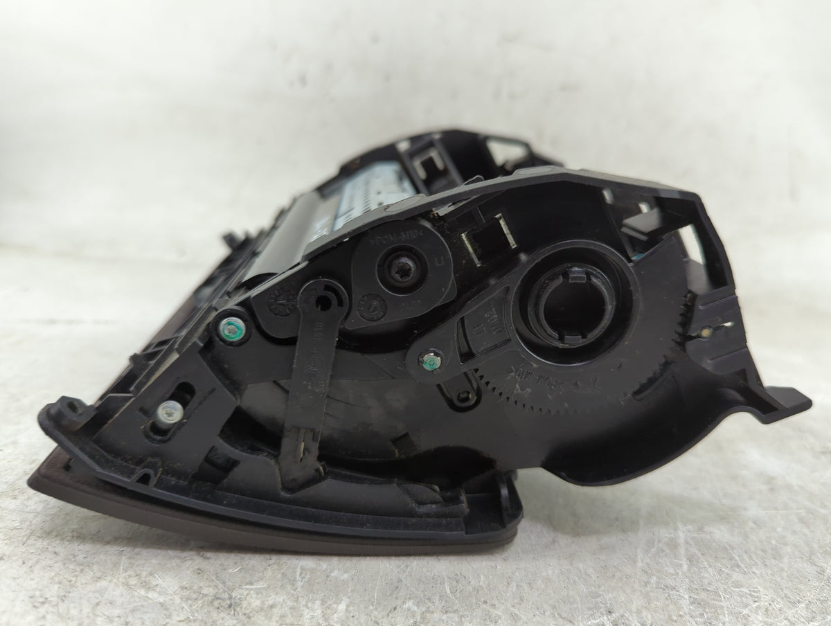 2008-2011 Mercedes-benz C300 Information Radio Display Screen Black - Oemusedautoparts1.com