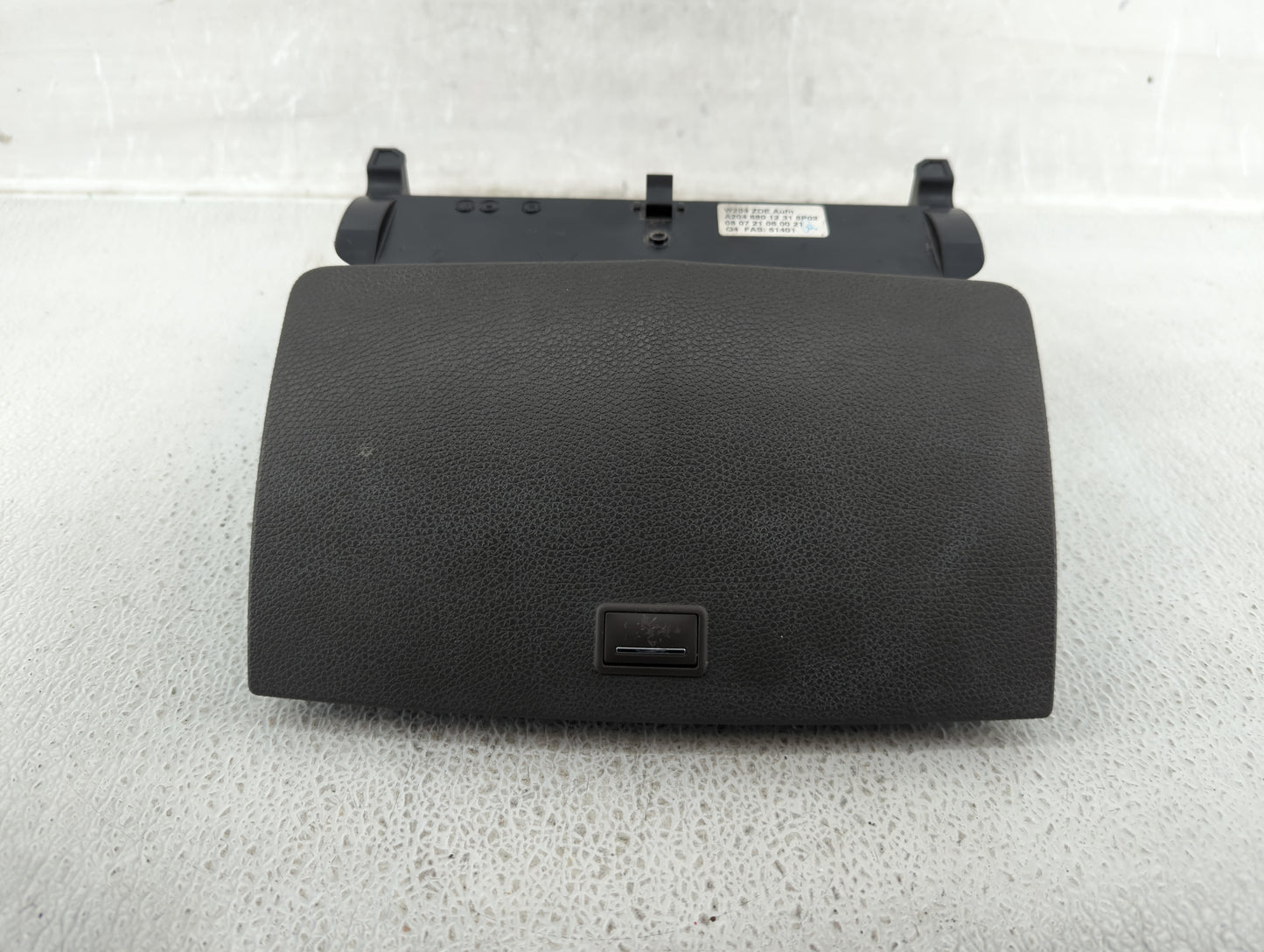 Mercedes-benz C300 Radio Control Panel - Oemusedautoparts1.com