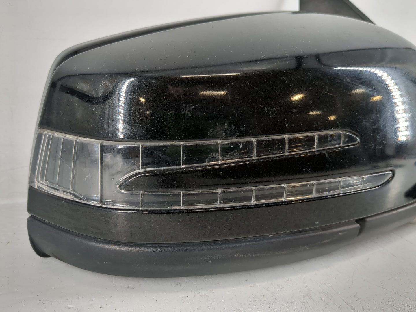 2009 Mercedes-Benz C350 Passenger Side View Mirror - Right Door Mirror OEM Used - Oemusedautoparts1.com