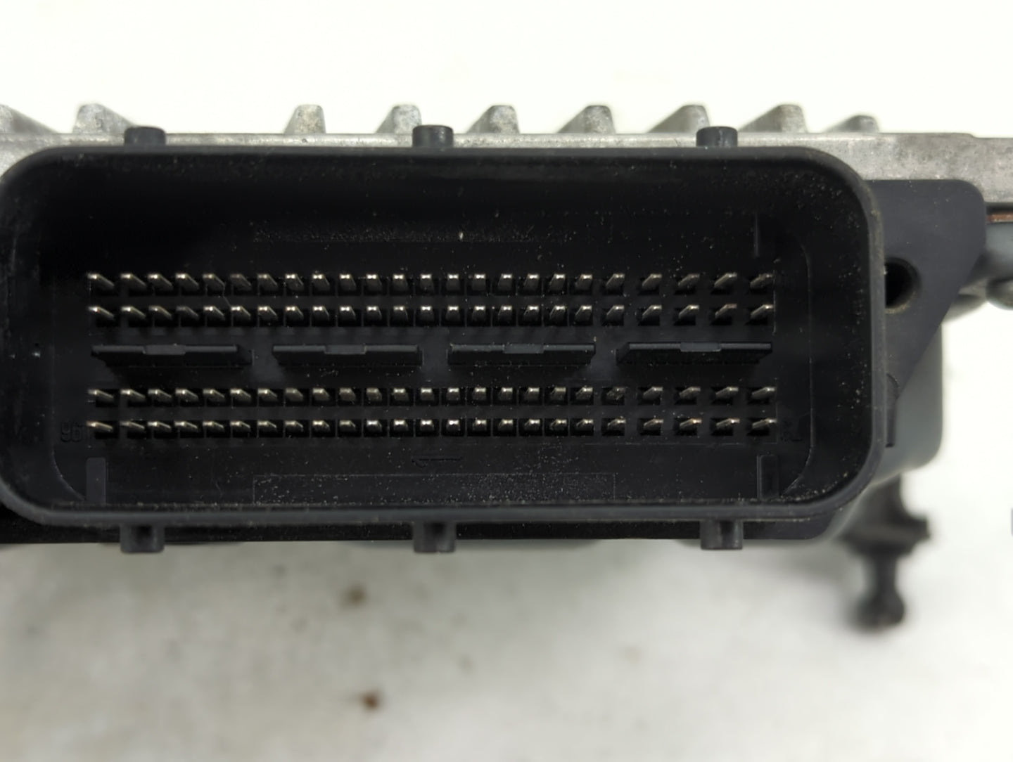 2009-2011 Mercedes-Benz C350 PCM Engine Control Computer ECU ECM PCU OEM P/N:A 272 153 05 92 0 261 209 402 Fits OEM Used Aut