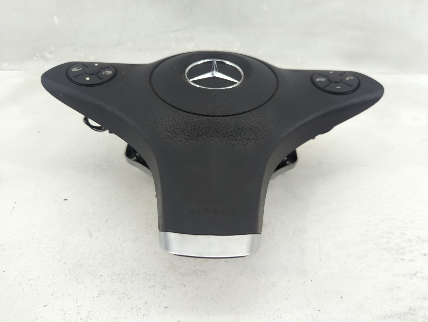 2007-2011 Mercedes-Benz Cls63 Amg Air Bag Driver Left Steering Wheel Mounted Fits Fits 2006 2007 2008 2009 2010 2011 OEM Use