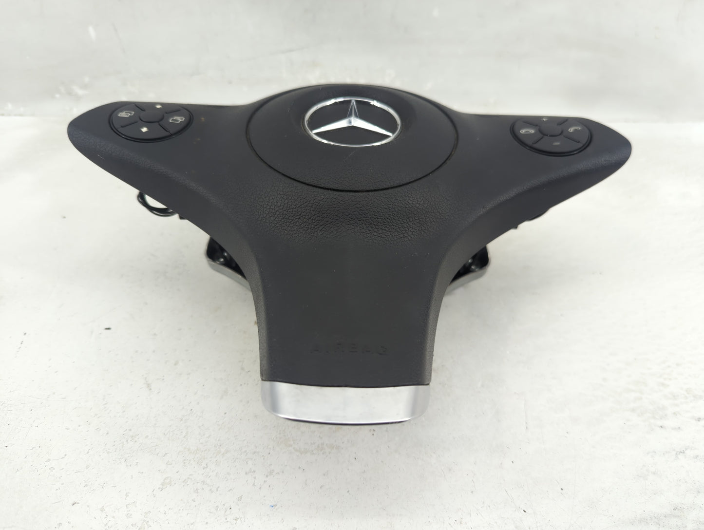 2007-2011 Mercedes-Benz Cls63 Amg Air Bag Driver Left Steering Wheel Mounted Fits Fits 2006 2007 2008 2009 2010 2011 OEM Use