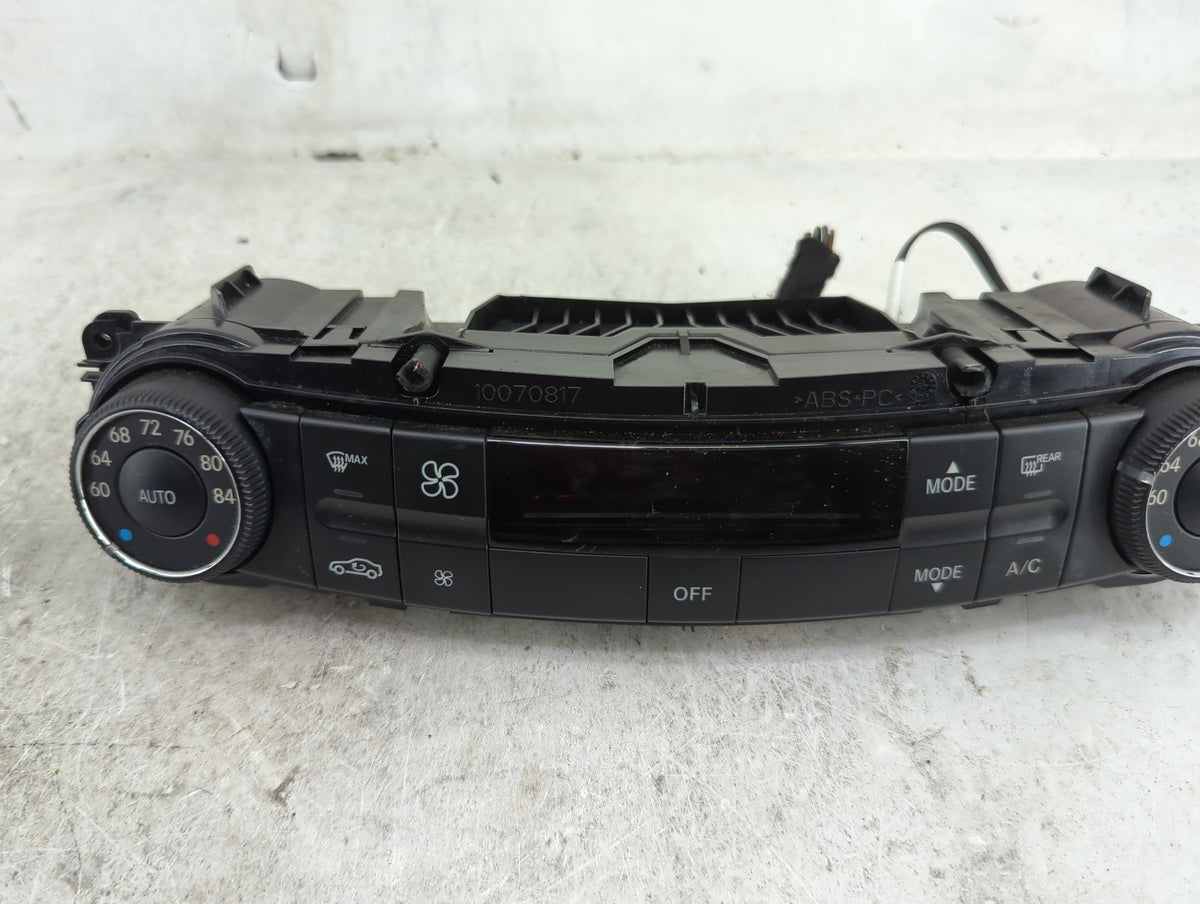 2009 Mercedes-Benz E-Class Climate Control Module Temperature AC/Heater Replacement P/N:10070817 MB985002 Fits Fits 2007 200