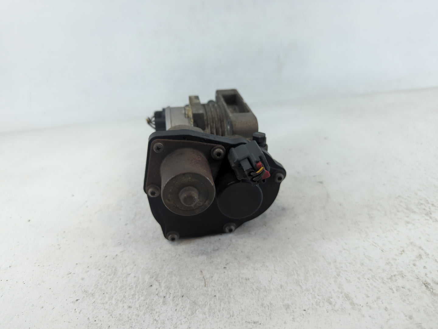 2009 Mercedes-Benz E250 Throttle Body P/N:9W7Z-A 091912 1 Fits Fits 2004 2005 2006 2007 2008 2010 2011 2012 2013 2014 2015 2