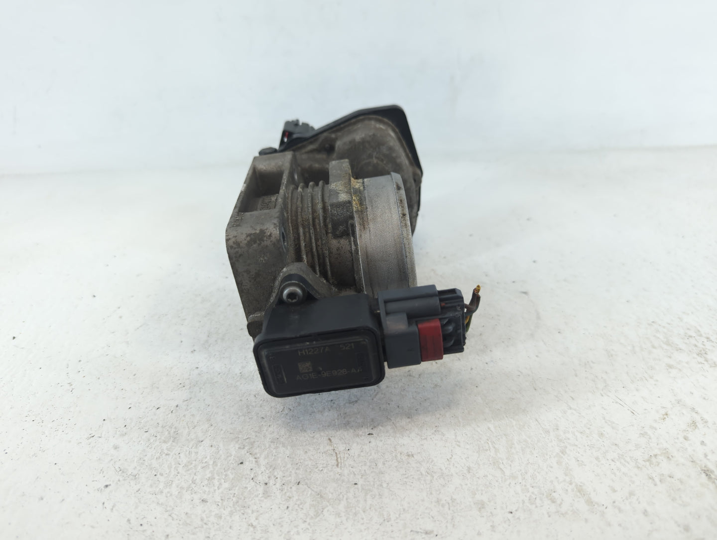 2009 Mercedes-Benz E250 Throttle Body P/N:9W7Z-A 091912 1 Fits Fits 2004 2005 2006 2007 2008 2010 2011 2012 2013 2014 2015 2