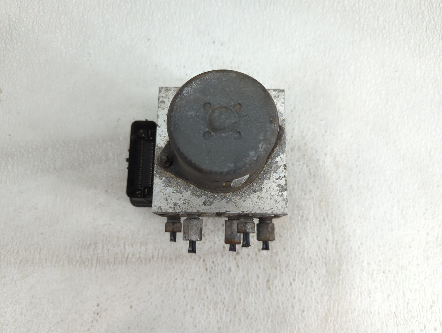 2009 Mercedes-Benz E350 ABS Pump Control Module Replacement P/N:9C24-2C346-AE Fits OEM Used Auto Parts - Oemusedautoparts1.c