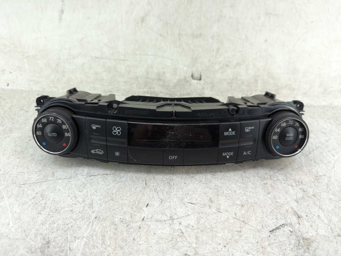 2009 Mercedes-Benz E350 Climate Control Module Temperature AC/Heater Replacement P/N:211 830 3290 Fits OEM Used Auto Parts -