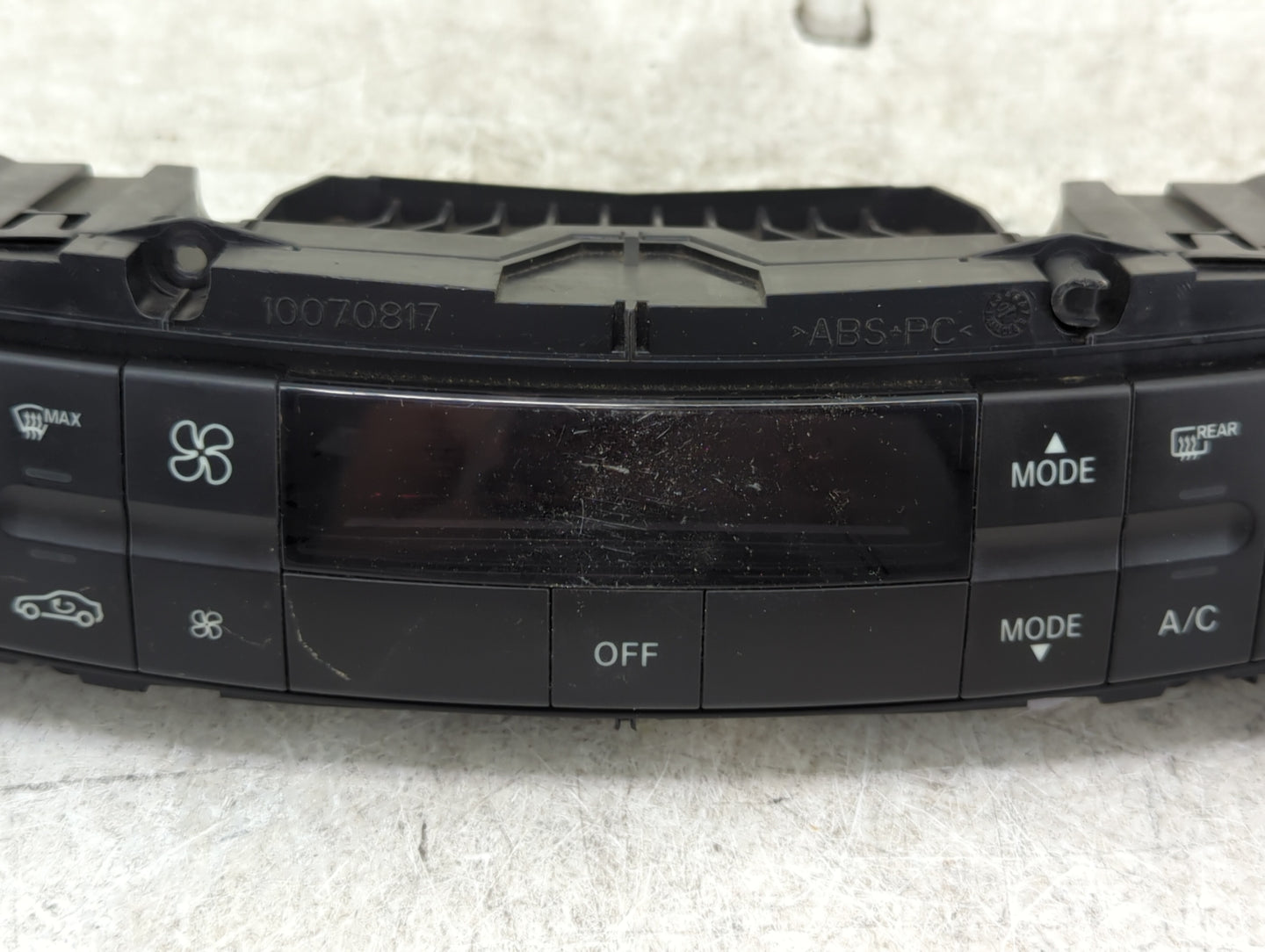 2009 Mercedes-Benz E350 Climate Control Module Temperature AC/Heater Replacement P/N:211 830 3290 Fits OEM Used Auto Parts -