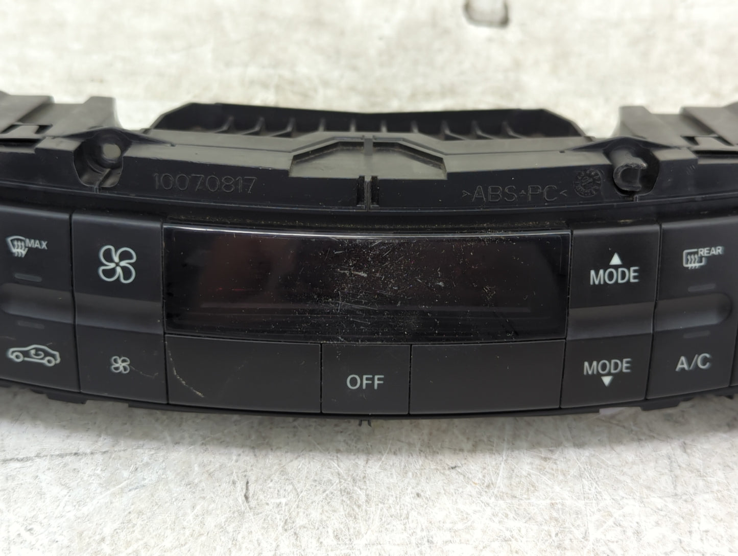2009 Mercedes-Benz E350 Climate Control Module Temperature AC/Heater Replacement P/N:211 830 3290 Fits OEM Used Auto Parts -