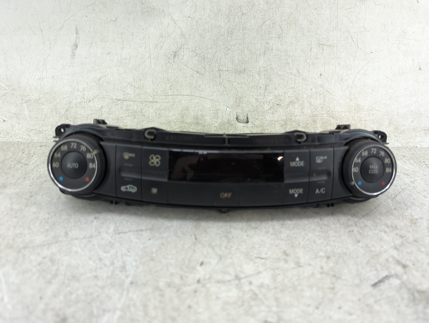 2009 Mercedes-Benz E350 Climate Control Module Temperature AC/Heater Replacement P/N:211 830 3290 Fits OEM Used Auto Parts -