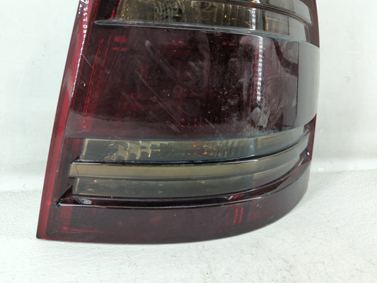 2007-2009 Mercedes-Benz Gl450 Tail Light Assembly Passenger Right OEM P/N:A 164 820 42 64 Fits Fits 2007 2008 2009 OEM Used Auto Parts