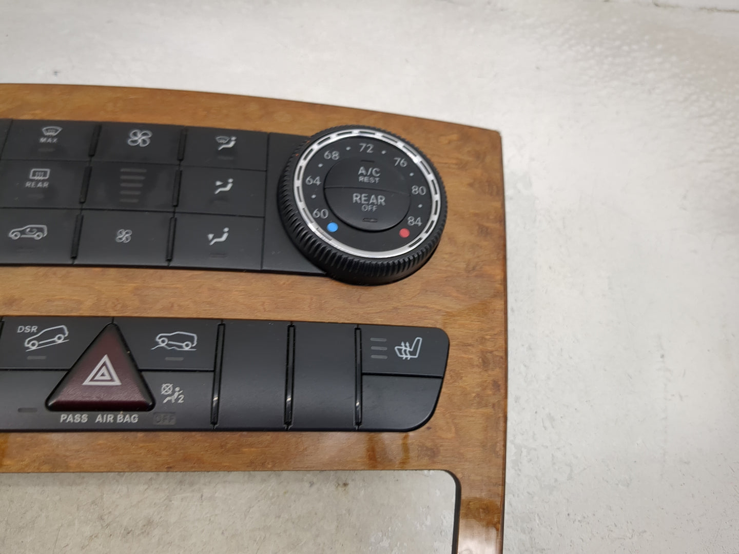 2009 Mercedes-Benz Ml350 Climate Control Module Temperature AC/Heater Replacement P/N:2453205 Fits Fits 2008 2010 2011 OEM U