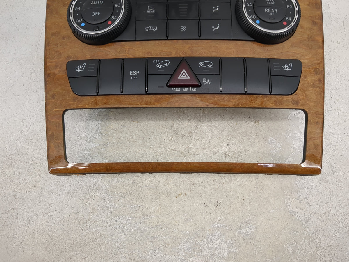 2009 Mercedes-Benz Ml350 Climate Control Module Temperature AC/Heater Replacement P/N:2453205 Fits Fits 2008 2010 2011 OEM U