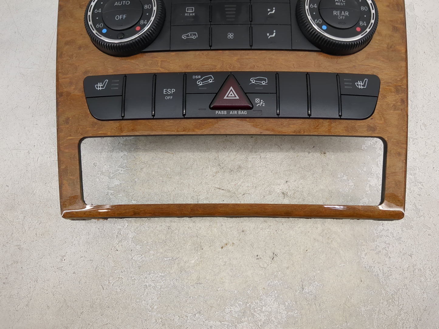 2009 Mercedes-Benz Ml350 Climate Control Module Temperature AC/Heater Replacement P/N:2453205 Fits Fits 2008 2010 2011 OEM U