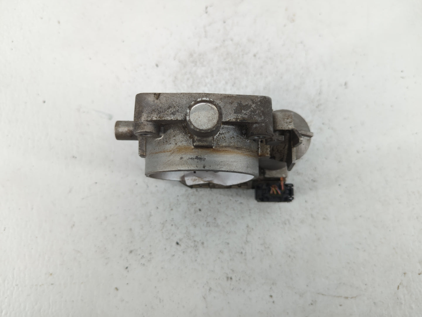 2006-2011 Mercedes-Benz Ml350 Throttle Body P/N:A 113 141 01 25 1131410125 Fits OEM Used Auto Parts - Oemusedautoparts1.com