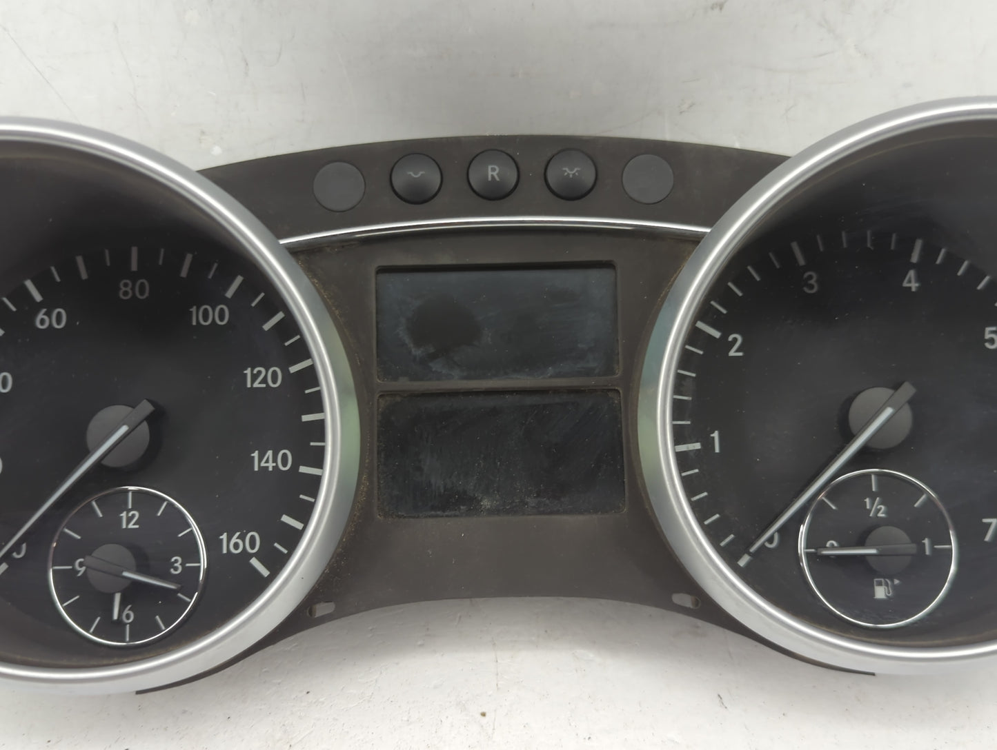 2009 Mercedes-Benz Ml550 Instrument Cluster Speedometer Gauges P/N:A2C53337586 A1645407048 Fits Fits 2010 OEM Used Auto Part