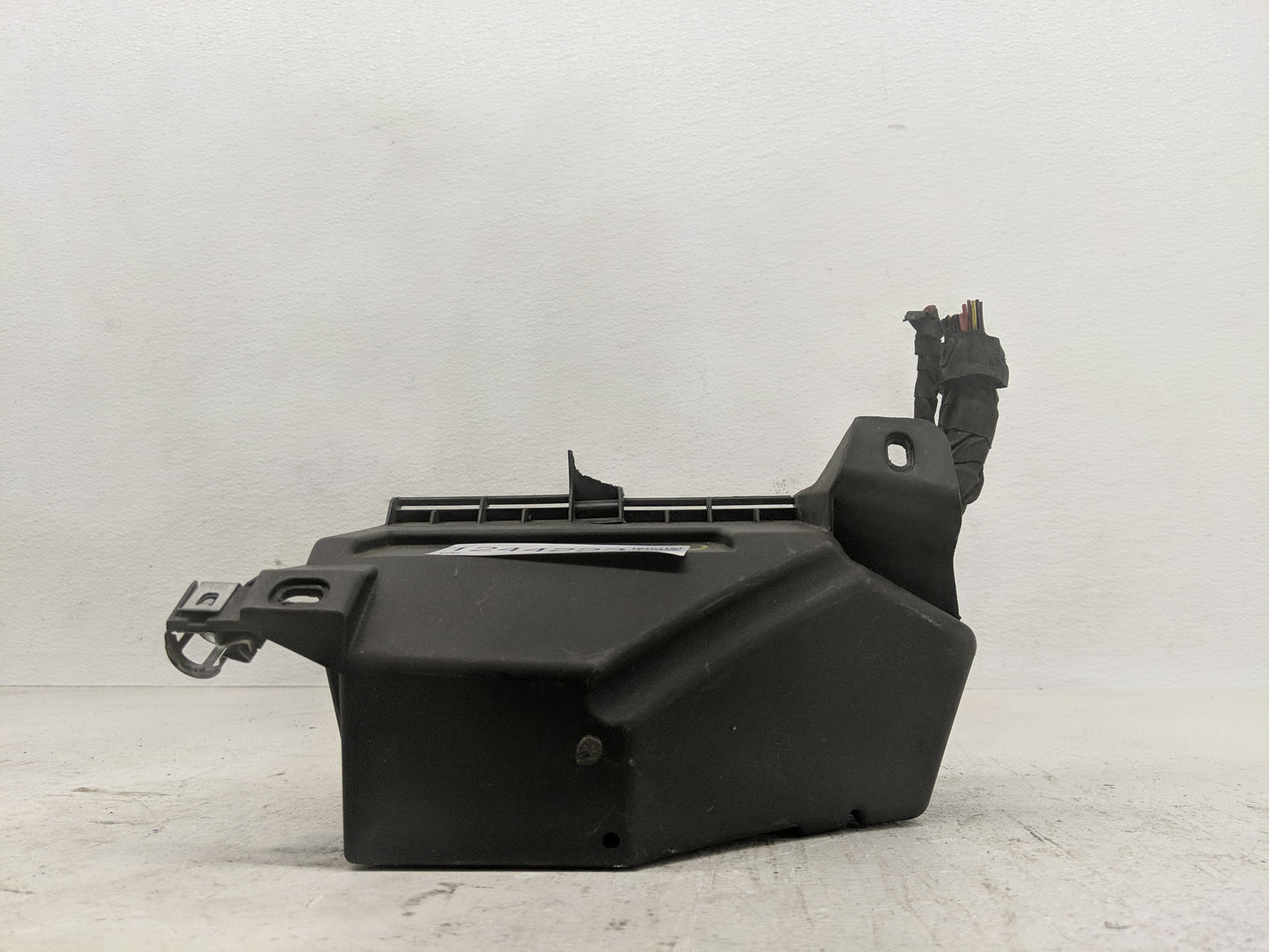 2007 Mercedes-Benz R500 Fusebox Fuse Box Panel Relay Module P/N:002 542 11 19 Fits Fits 2006 2008 2009 OEM Used Auto Parts -