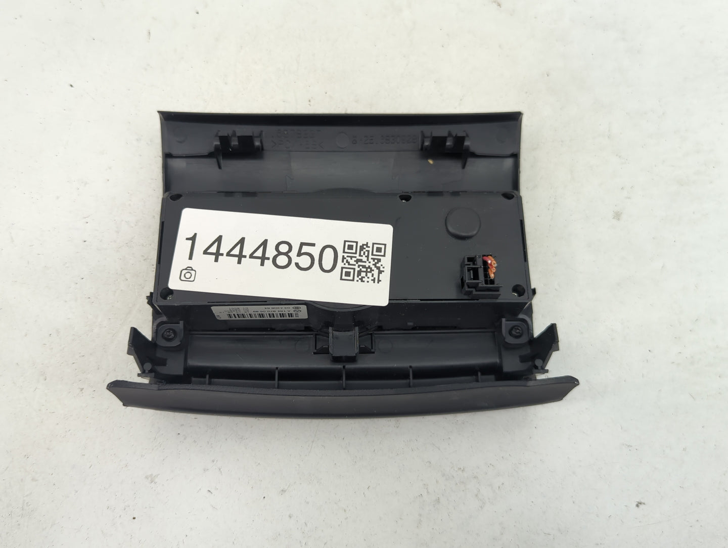2009 Mercedes-Benz Rclass Climate Control Module Temperature AC/Heater Replacement P/N:A1648700589 0342086 4 Fits OEM Used A