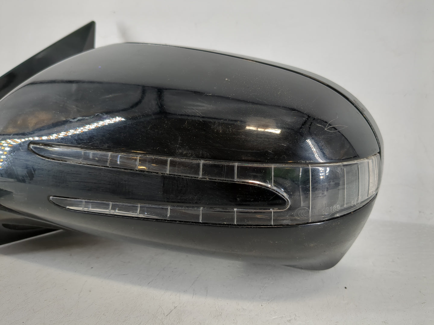 2009 Mercedes-Benz S550 Driver Side View Mirror - Left Door Mirror OEM Used - Oemusedautoparts1.com